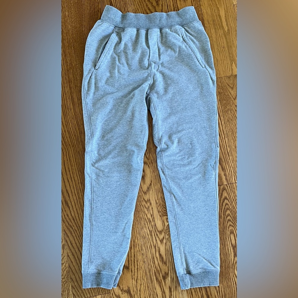 Lululemon Athletica Gray Sweatpants - size small